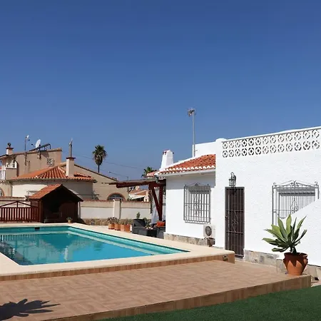 Feriehus Con Piscina Privada