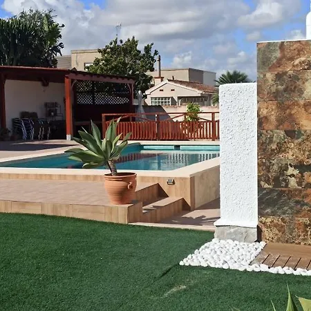 Con Piscina Privada Feriehus Torrevieja