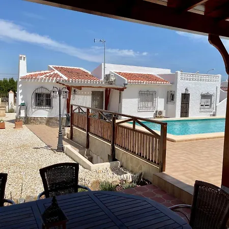 Con Piscina Privada Holiday home
