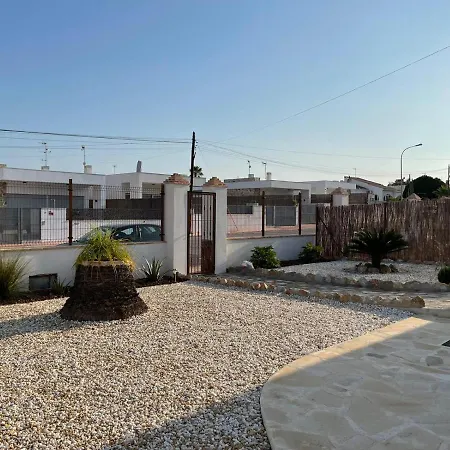 Con Piscina Privada Casa vacanze *